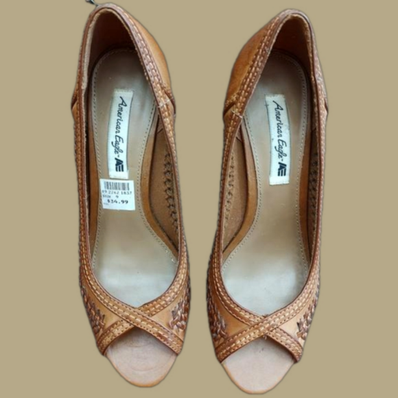 Pre-Loved BOHO Vintage Look American Eagle Open Toe Sandals W/High Stacked Heels - Picture 2 of 15